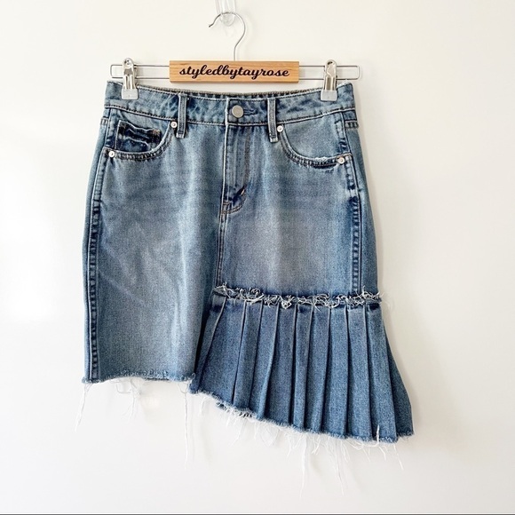 HABITUAL Corrinna Asymmetrical Denim Skirt - Picture 3 of 15